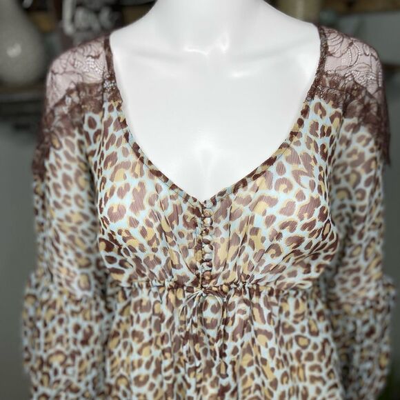 BCBG Maxazria Sheer Blue Brown Leopard Print Blouse Top Size Medium - Picture 13 of 15